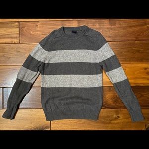 GapKids Boys M(8) Gray Striped Sweater